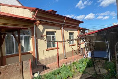 Casa de vanzare, Zona Centrala, Calea Domneasca, Targovi?te - 5