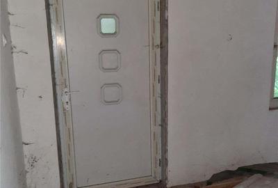 Casă cu Teren 552 Mp în Băiuț - 1