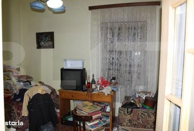 Casă cu 4 camere cu Teren 1500 Mp în Vâlcele - 9
