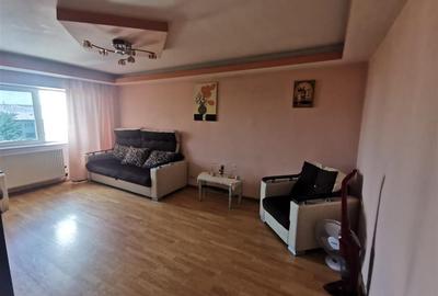Apartament cu 3 camere decomandat în Obcini - 1