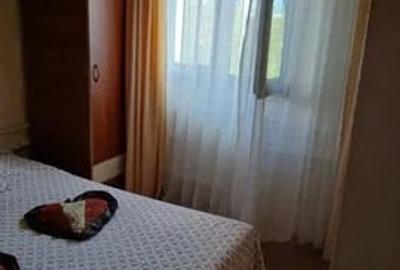 Garsoniera, etajul 3/4, zona Podu Ros - 2