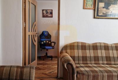 Apartament 3 camere de vânzare, etaj 2 din 4, Aleea Tiparului Apartament 3 camere de vânzare, etaj 2 din 4, Aleea Tiparului - 2