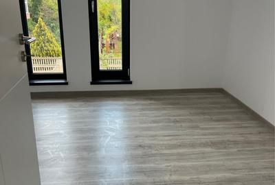 Duplex cu 5 camere cu Canalizare în Militari - 10