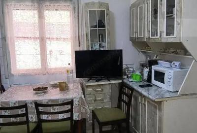 Casă cu 2 camere cu Teren 1628 Mp în Central - 7
