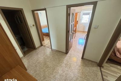 Apartament cu 2 camere decomandat în Tomis III - 4