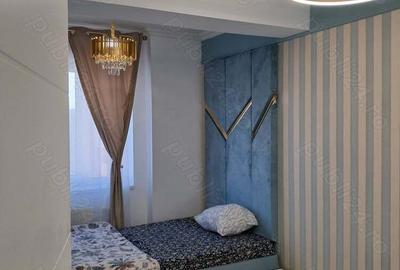 Apartament cu 3 camere decomandat în Central - 3