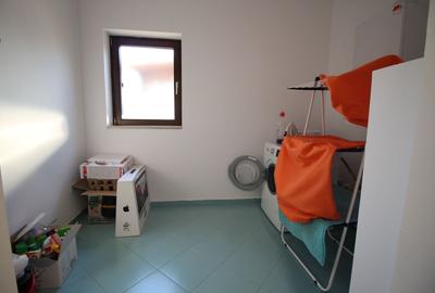 Casă individuală cu 5 camere cu Canalizare în Aradului - 44