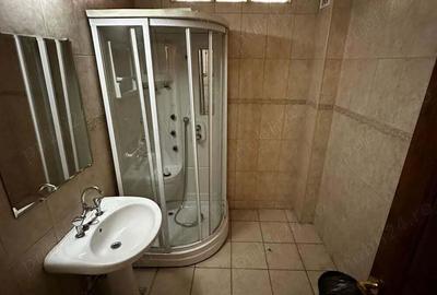 Exclusivitate!-Centru apartament cu 4 camere - 4