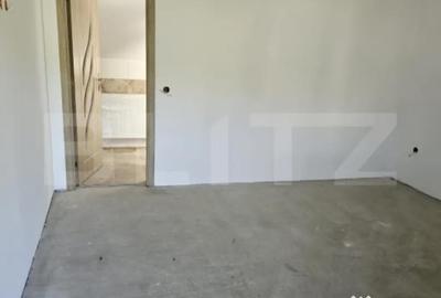 Casă cu 7 camere cu Teren 2828 Mp în Central - 14