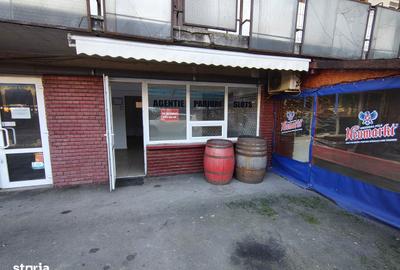 Spațiu comercial, de 32 mp, în Central - 3