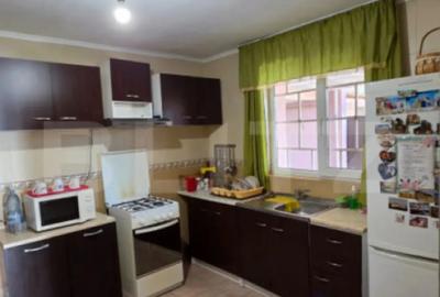 Casă cu 4 camere cu Teren 809 Mp în Central - 11