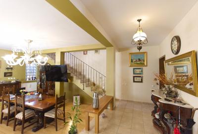 Vila Damaroaia – Spatiu, confort si locatie perfecta - 7