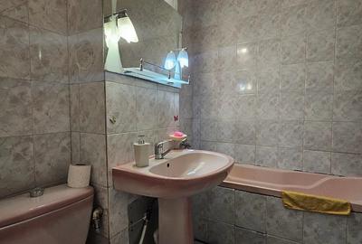 Apartament cu 2 camere decomandat în Piața Centrală - 3
