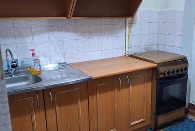 Garsonieră decomandată în Olimpia-Stadion