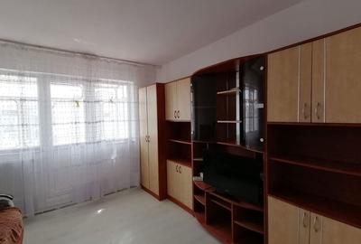 Apartament cu 2 camere decomandat în Exterior Vest - 1