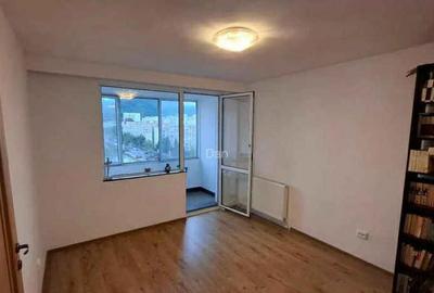 Apartament 2 camere, semidecomandat - zona Centru Civic Apartament 2 camere, semidecomandat - zona Centru Civic - 3