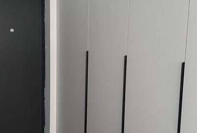 Garsonieră decomandată în Apărătorii Patriei