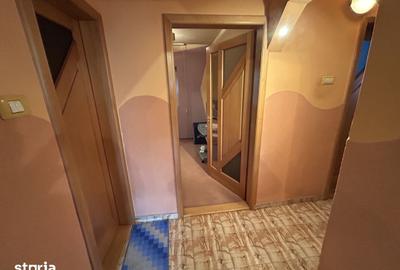 Apartament cu 3 camere decomandat în Central - 8