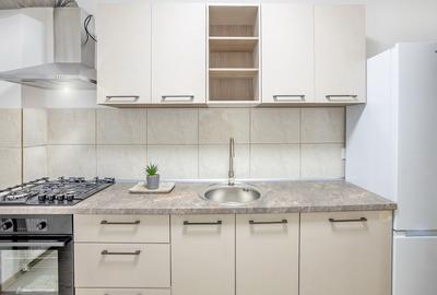 Apartament cu 2 camere decomandat în Nufărul - 10