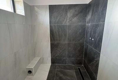 Casă cu 4 camere cu Teren 350 Mp în Central - 8