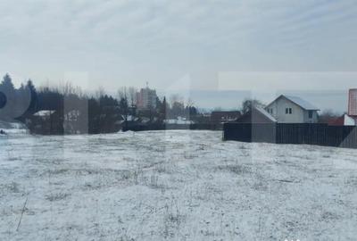 Teren de 4655 mp, în Central - 2