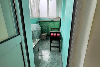 Apartament cu 3 camere decomandat în Gorjului