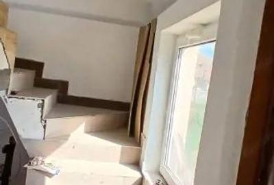 Casă cu 4 camere cu Teren 1000 Mp în Dudeștii Noi - 1