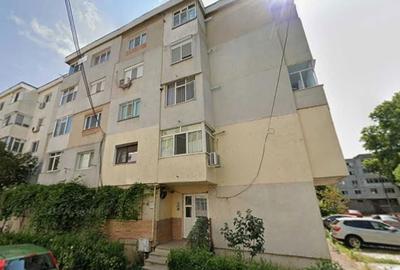 Apartament cu 2 camere decomandat în Exterior Vest
