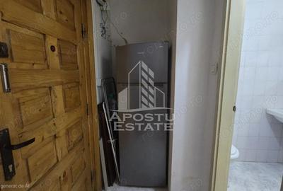 Garsoniera cu bucatarie separata, zona Badea Cartan - 2