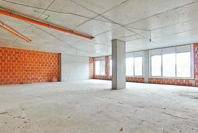 Spațiu comercial, de 96 mp, în Micălaca - 2