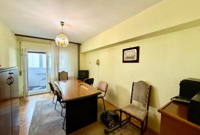 Apartament cu 3 camere decomandat în P-ța Unirii - 6