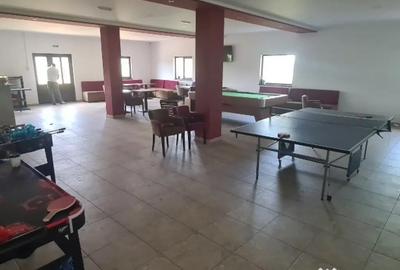 Casă cu 8 camere cu Teren 2370 Mp în Central - 11