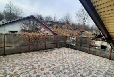 Vila 7 camere, an 1984, garaj, terasa, teren 604 m2, Poiana Campina,PH - 11