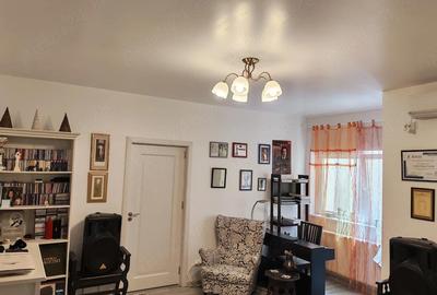 Apartament cu 3 camere semidecomandat în Foișorul de Foc - 2