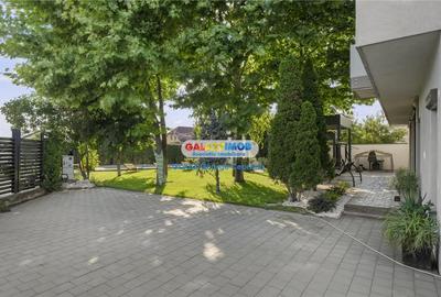 Casă cu 5 camere cu Piscina în Berceni