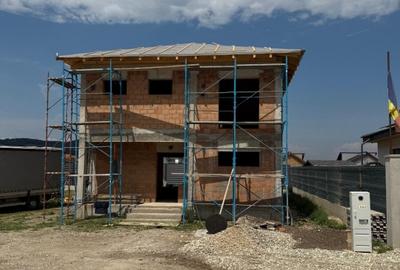O casa gandita pentru familii care traiesc altfel. Si aleg altfel. - 36