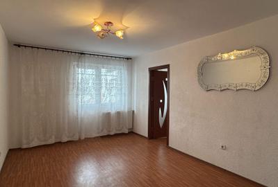 2 cam, etaj 3, 50 mp, bloc caramida, zona I. Minulescu