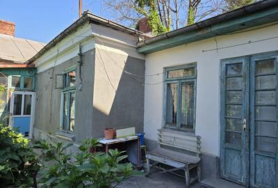 Casă cu 4 camere cu Teren 265 Mp în Copou