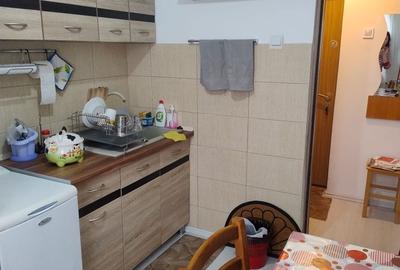 Garsonieră decomandată în Central - 2