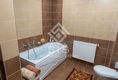 Apartament cu 3 camere decomandat în Central - 15