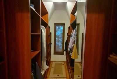 Casă individuală cu 6 camere cu Canalizare în Bălcescu - 31