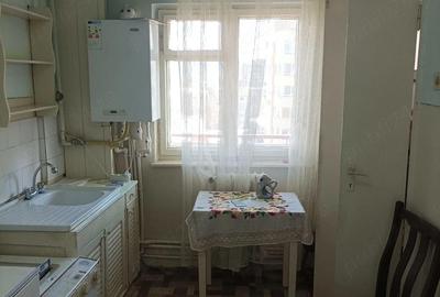 Apartament cu 2 camere decomandat în Decebal - 1