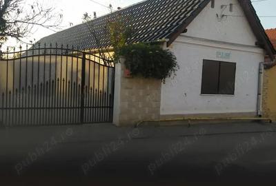 Casă cu Teren 590 Mp în Central - 6