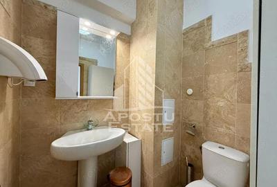 Spațiu comercial, de 150 mp, în Complex Studențesc