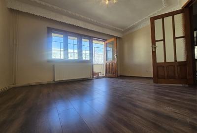 Apartament cu 2 camere decomandat în Gării - 1