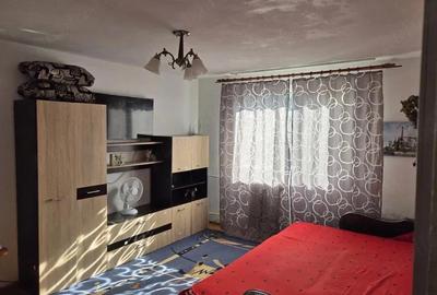 Garsonieră decomandată, mobilată în Tătărași