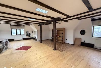 Casă cu 5 camere cu Teren 155 Mp în Central - 13