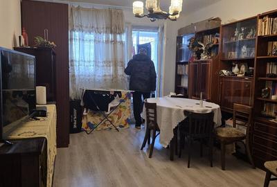 Apartament cu 3 camere decomandat în Dristor - 9