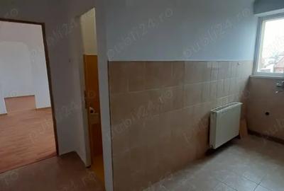 De vanzare apartament cu 2 camere in Satu Mare Str. Vasile Lucaciu - 1