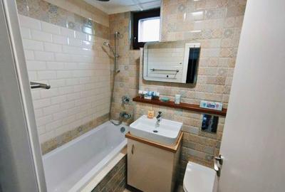 Apartament cu 3 camere semidecomandat în Central - 5